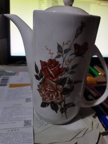 早期制造的高壶身 老瓷茶壶