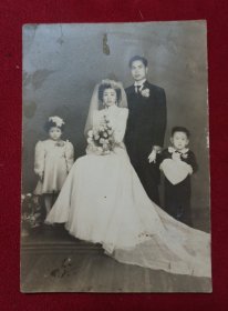 1949年结婚照（中央民族大学教育学院教授:滕星 的父母结婚照）