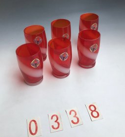 闲 0338 约八十年代《红底白拉丝玻璃杯》共6个