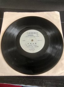 广东音像《岭南欢歌》10吋黑胶唱片，77年出版，M-2273