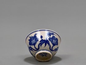 明成化红胎青花花卉纹杯5/9.5厘米