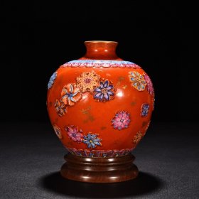 清乾隆矾红描金皮球花卉纹苹果尊2 高16厘米 宽13厘米