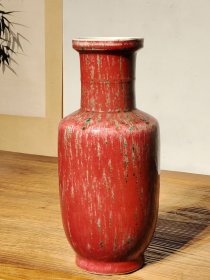 清代红釉窑变赏瓶，全品。 高40公分