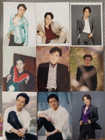黄格选照片82张合售(含6寸:4张)，均是早期杂志社原版5寸老照片，实物拍摄有现货，要了可以直接下单。 抽13－1－033