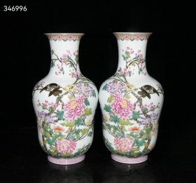 珍藏清代雍正粉彩花鸟纹瓶