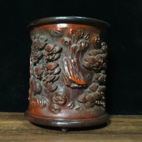 竹雕笔筒摆件，尺寸：高15.5cm宽14cm