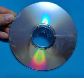 【2VCD】大决战之辽沈战役[上](右侧卡扣缺失，卡不住碟）〈所有音像制品，版本自鉴！！！！由于属于特殊可复制性商品，售出不接受任何原因的退换，不退不换!试听可以正常播放，请看好图片下单，播放器不同，播出的声音不同，不保音质!  〉