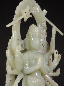 旧藏和田玉多臂佛