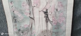 【林峥明】1958年出生于海南省文昌市。毕业于广州美术学院中国画系，受教于黎雄才、杨之光、林墉、等教授。以人物见长，兼作花鸟、山水。画风具有东方诗意，气势磊落，墨韵渗变，清秀明确，工整精致，广州市中国画研究会理事。曾多次参加国内外大型画展，并多次举办个人画展。1987年留学旅居日本东京，在日本多次举办个人画展，出版林峥明人物画集。现任日本全国水墨画美术协会理事，日本东京书画院顾问。