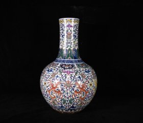 清康熙年制斗彩凤纹天球瓶，高38×24厘米
