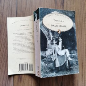 Dracula （《吸血鬼德库拉》英文原版 ，Penguin Popular Classics）