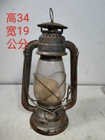 五十年代，中国天津厂老提灯，包存完整，尺寸如图，全品，包老。
​