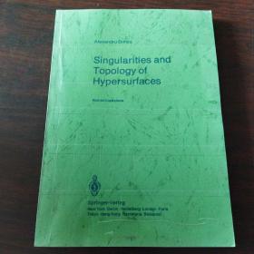 Singularities and Topology of Hypersurfaces (Universitext)