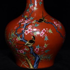 雍正矾红粉彩喜鹊闹梅纹蒜头瓶，高32cm直径20cm