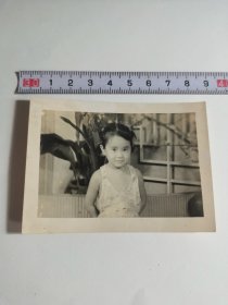 老照片-----《漂亮宝宝》！