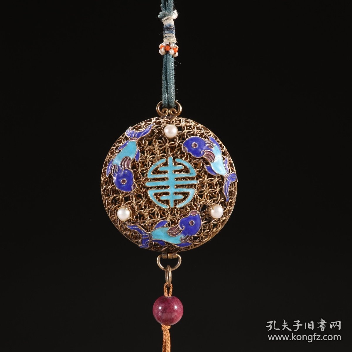 清代：银鎏金烧蓝嵌珍珠香囊