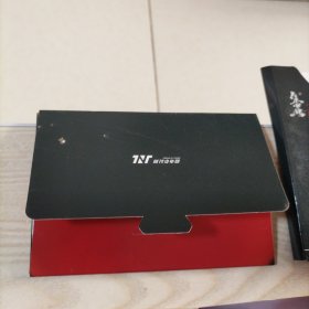 严浩翔柒朱雀在后（1本画册，2碟光盘，6张明信片）