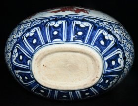 旧藏 明代永乐青花釉里红龙纹扁瓶一对【45×34×23cm】