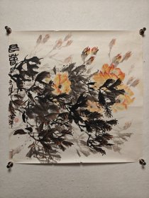 【杜振华】陕西著名画家，康师尧入室弟子，西安中国画院画家、西安美协理事、陕西花鸟画理事，西安电子科技大学研究生院导师，作品曾入展第九届全国美展（优秀奖）、中国国家画院第一届作品展、全国第一届工笔画大展 杜振华，祖籍北京，1944年生于西安，现为中国美协会员、西安美术家协会理事、西安中国画院一级美术师、国家有突出贡献中青年专家、西安电子科技大学研究生院导师、教授。