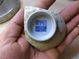 清 乾隆本朝，大清乾隆年制青花款粉彩大碗瓷片标本（非官窑款）