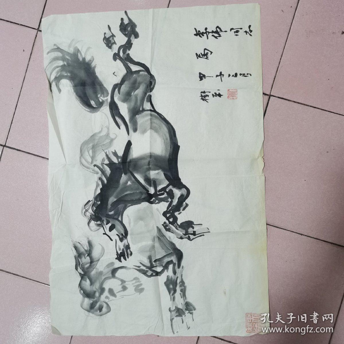 李卫平
画家云海
本词条是多义词，共46个义项
云海，（原名：李卫平）在职教授，国家一级美术师。
1950年出生，江苏苏州市人。文化部中乡办传统文化保护部副部长、广东省办事处主任，泰王国曼谷画院副院长，广东肇庆工商学院教授，中国奇人黄永玉、戈壁艺术博物馆副馆长。原清华大学美术学院山水画教授研究员，原省艺术学院副院长。
中文名