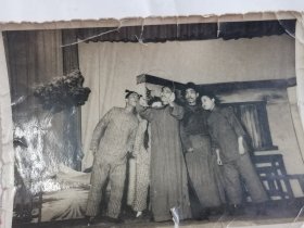 1957年在上海表演