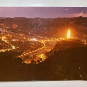 《中国摄影》旧藏80年代影像——杨礼门（新华社摄影记者）《革命圣地永放光芒》，25*18公分H1031