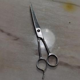 上世纪70-80年代不锈钢剪刀，质量很好。民俗怀旧老工具。  尺寸见图