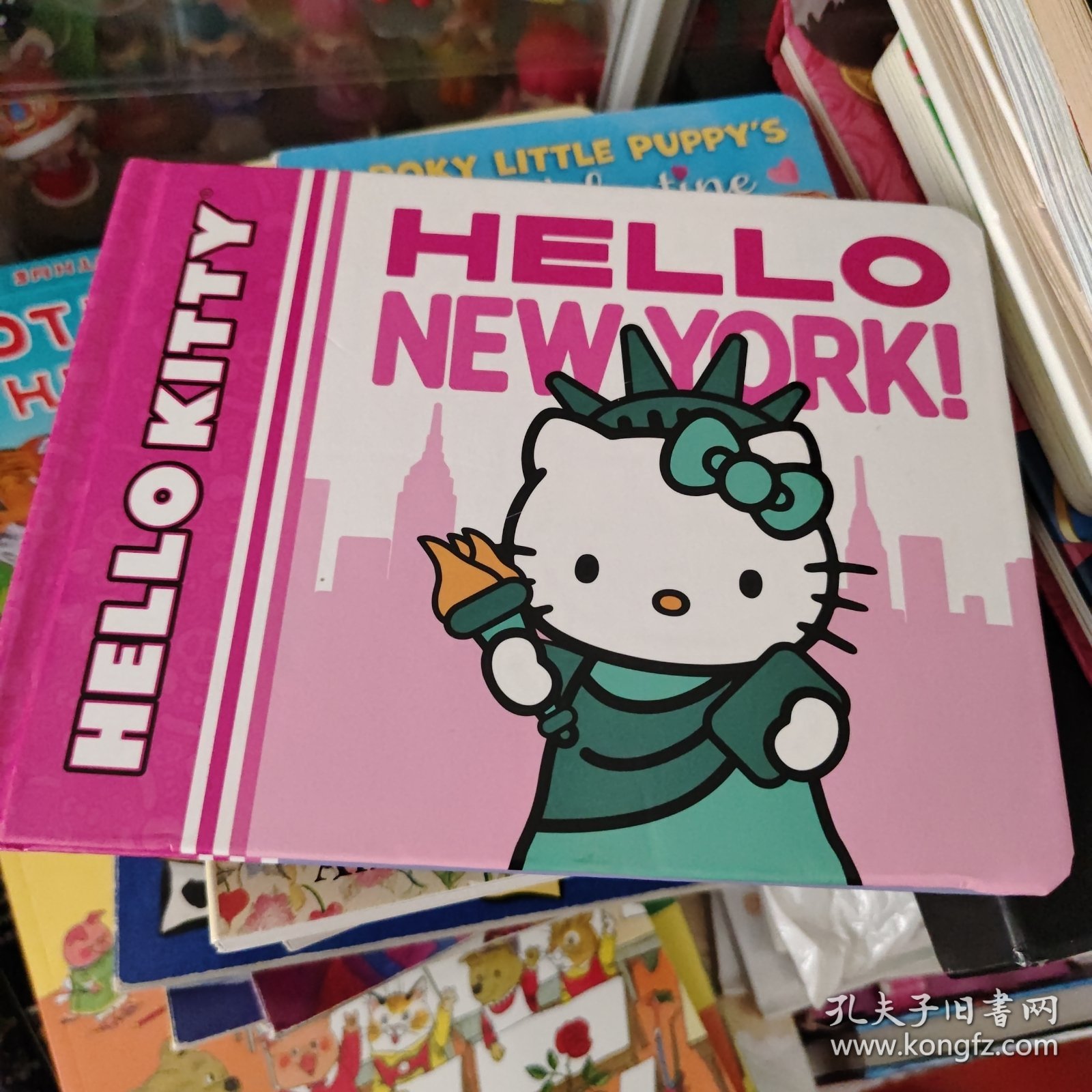 点击查看原图 HelloKitty英文纸板书newyork