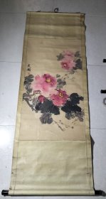 李艾娴，女，汉族。1942年出生洛阳。国家高级工艺美术师、中国美术家协会会员1 、洛阳女子书画院院长、洛阳文学艺术研究会副会长。中国民主同盟盟员，原民盟洛阳市委驻会副主委。洛阳市第六届人大代表，七、八、九三届市政协常委。 李艾娴女士出身于书香门第，自幼与笔墨亲近，其父李振九先生是民国时期洛阳著名的书法大家、教育家、学者，洛阳城曾有“无匾不李”之说。受其熏陶，成就了艾娴女士绘事中墨中见笔