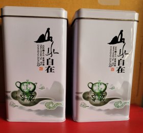 茶叶盒二个（半斤装)