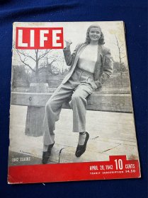 1942年4月美国生活杂志，图文专题介绍美国庆祝第一次世界大战胜利25周年纪念等