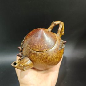 紫砂寿桃壶
