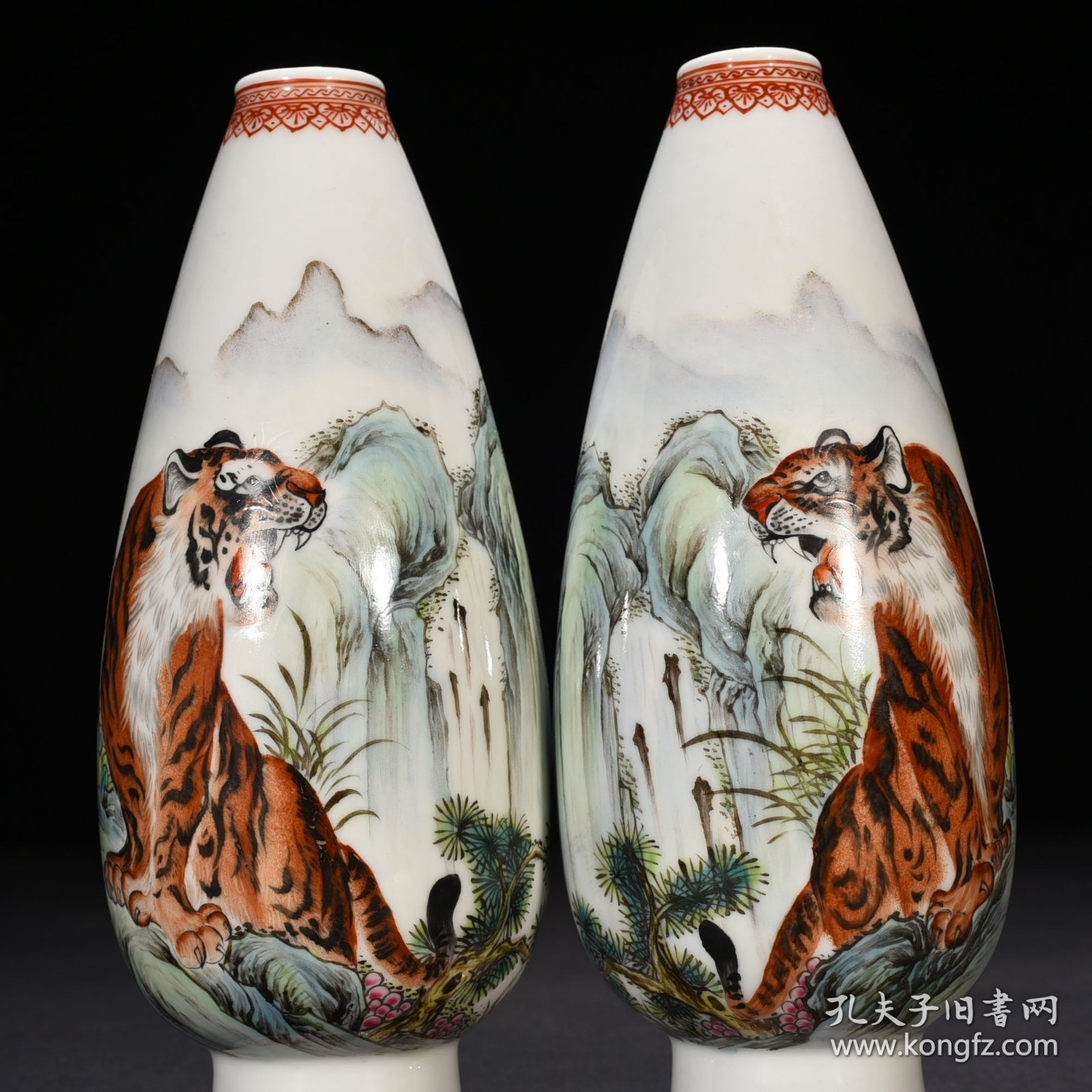 民国珠山八友毕渊明粉彩老虎纹瓶 21*9厘米