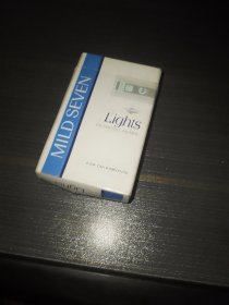 LIGHTS烟标烟盒