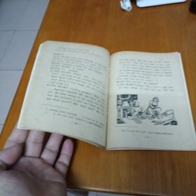 中学生英语读物在伦敦的一个中午