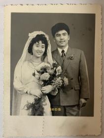 【老照片】1980年代（约）新婚夫妻结婚照--- 漂亮～