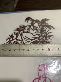 《女民兵》剪纸