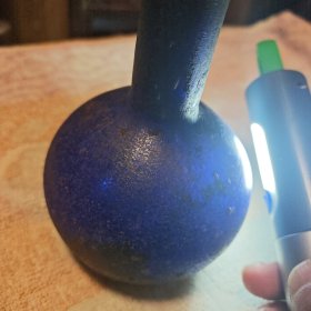 汉唐时期老镏璃瓶一只高15公分喜欢的不要错过放漏出