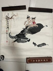 自娱斋保真销售：许家麟 68*68 中国美术家协会会员许家麟(1941.10—) 贵州贵阳人。师从著名国画家宋呤可、王渔父、方小石及悲鸿大师的弟子孟光涛先生。现为中国美术家协会会员、宁夏美术家协会理事、宁夏中国画艺术委员会委员，宁夏人民出版社美术编审（国家一级美术师）