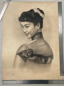 民国女明星毛妹画像两张