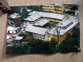 老照片:雪压禅寺