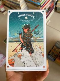 WHITE NUMEN A SACRED ANIMAL TAROT 卡牌