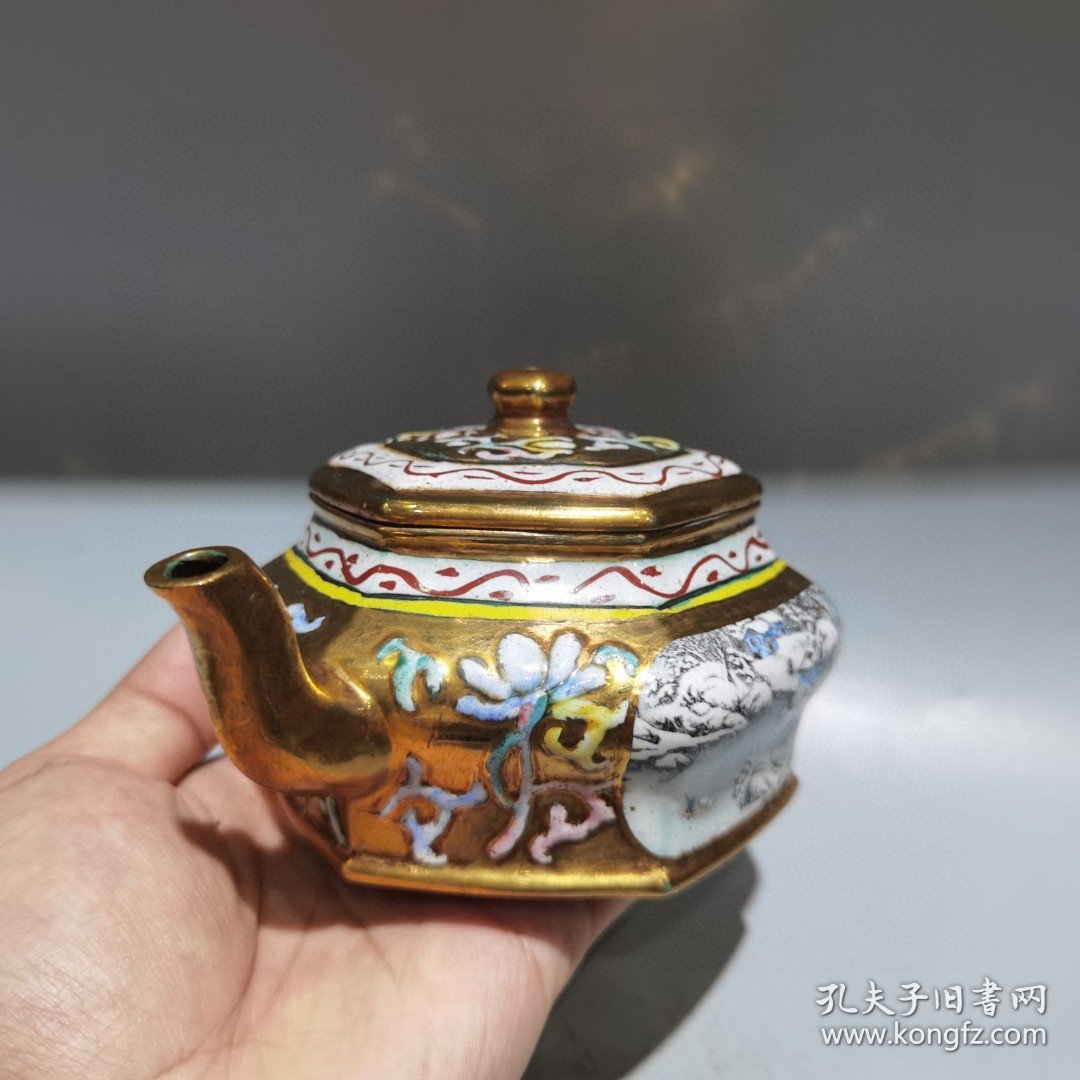 旧藏紫砂壶描金六方彩绘壶中国宜兴精工班