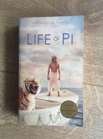 Life of Pi (International Edition, Movie Tie-In) 少年派的奇幻漂流