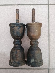 铜烛台两个