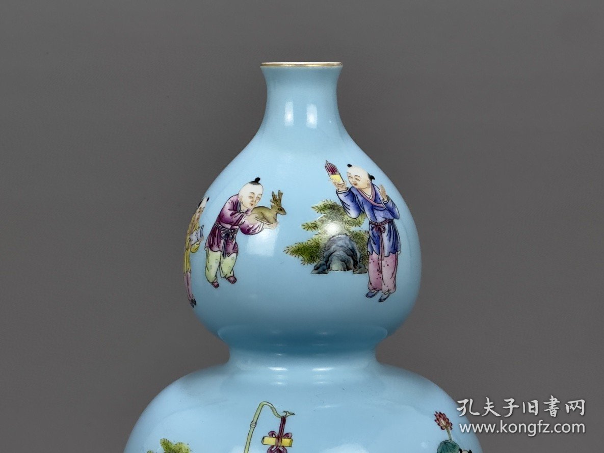 清乾隆珐琅彩婴戏图葫芦瓶 27/16