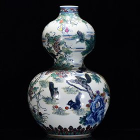 大清雍正年制斗彩松鼠吃葡萄纹葫芦瓶 尺寸55*35cm