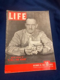 1944年12月美国生活杂志：生活杂志驻东亚记者泰迪•怀特（Teddy White）所写的以《红色中国内幕》为题的专题报道。这期报道中，刊载了中共主要领导人毛泽东与朱德的影像，以及他们夫人的合照。领袖毛主席和朱总司令，这是抗战即将胜利前的革命风貌