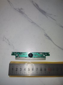 《红白游戏机，游戏卡》（裸卡，没有外盒，不知道什么内容，未测试好坏，不知道品质情况，盲盒）.